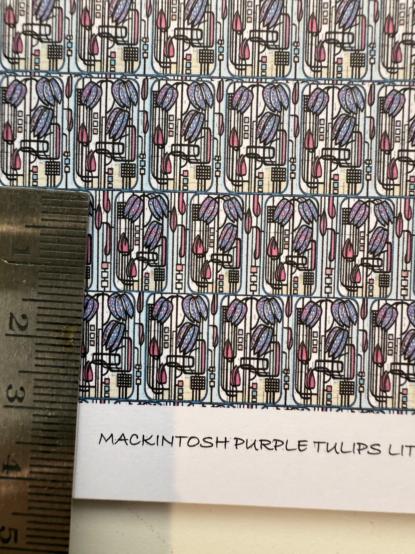 SET WALLPAPER Mackintosh purple tulips