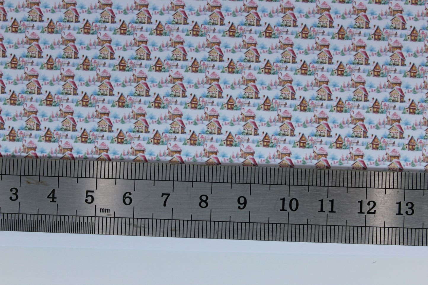 FABRIC Christmas, gingerbread houses 1/48th scale