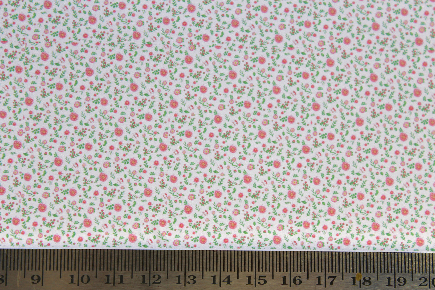 Wallpaper, grannies bedroom, lil pink flowers, 1/48th scale