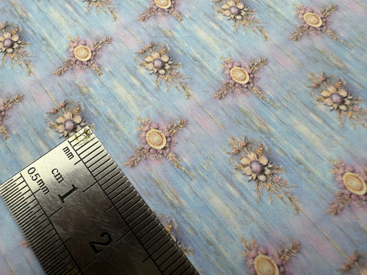 FABRIC . VICTORIAN 27 Lilac woodgrain
