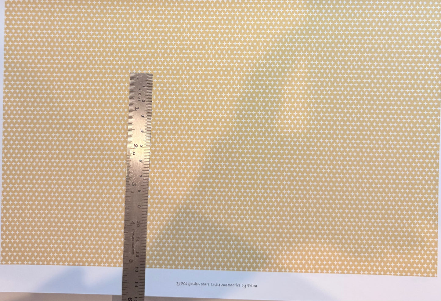 Fabric 1970s Golden stars 1/48