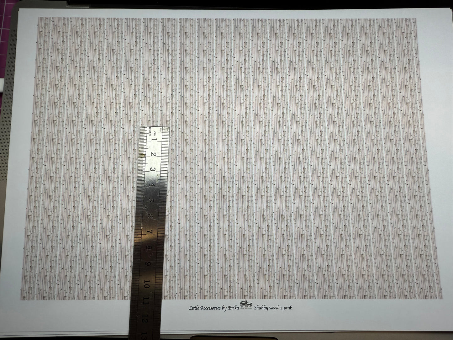 FABRIC shabby wood pink 2