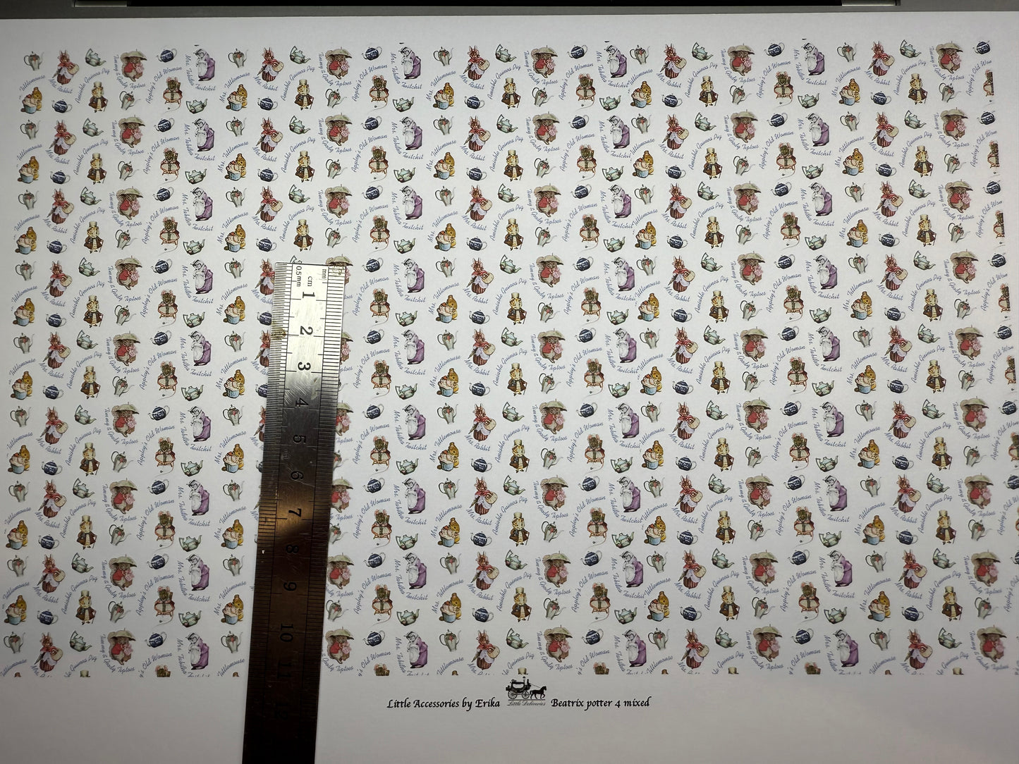 Wallpaper Beatrix potter mixed 4