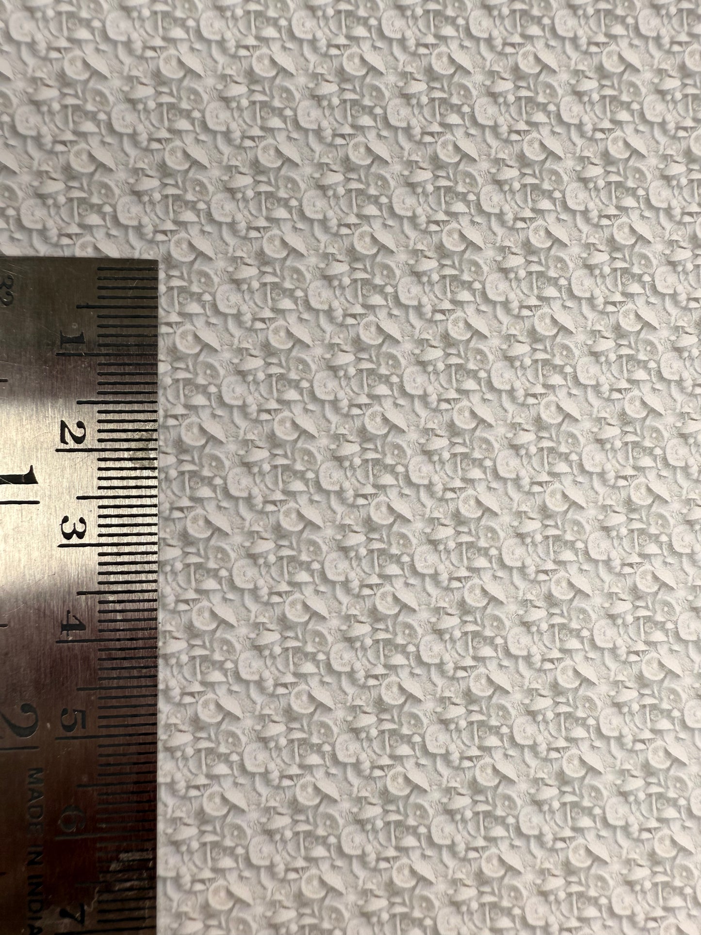 Wallpaper Mushrooms 2 white. 1/48th scale