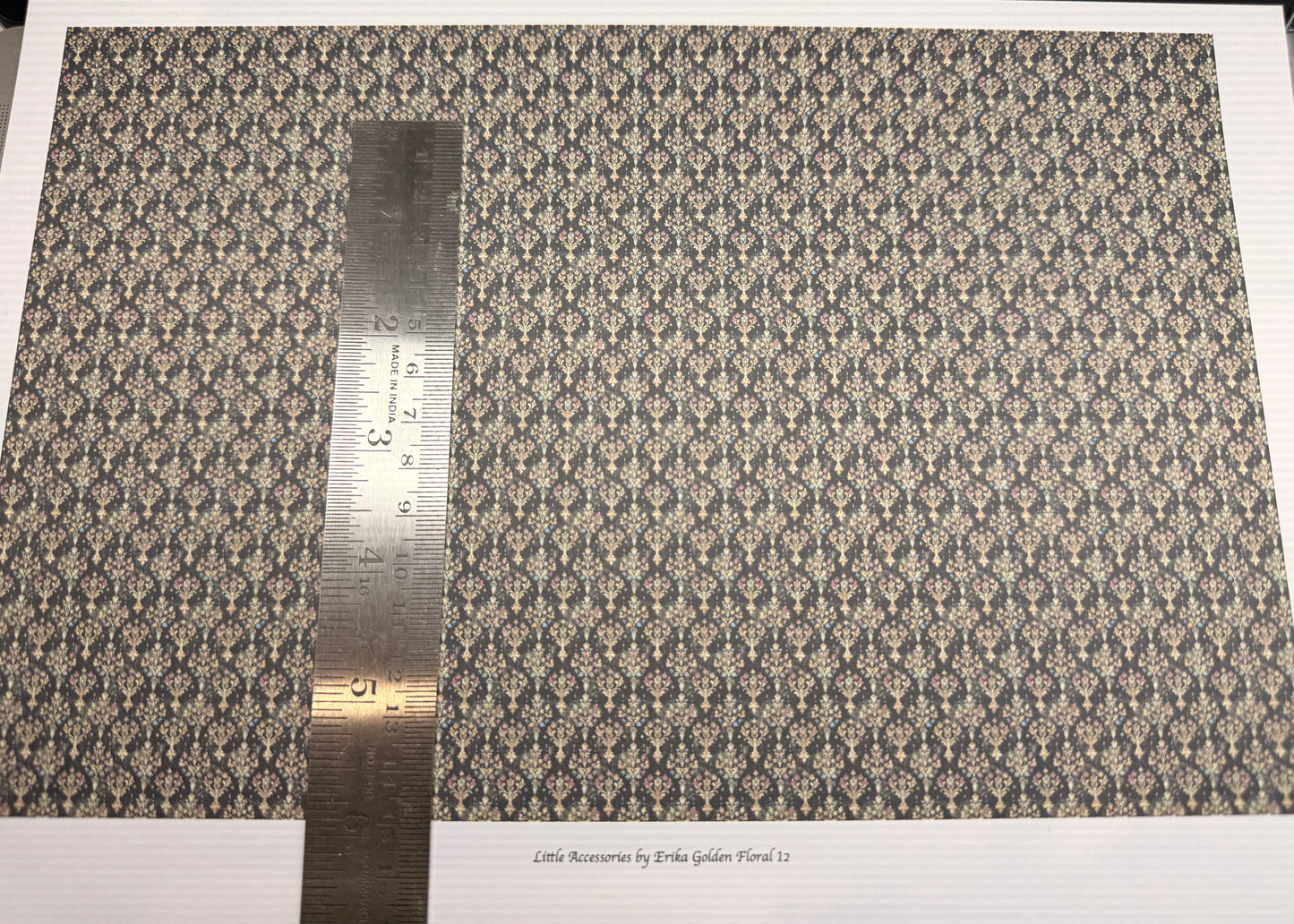 Wallpaper Victorian Golden Floral 12