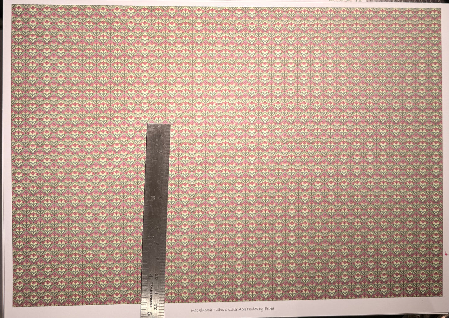 WALLPAPER MACKINTOSH TULIPS 1