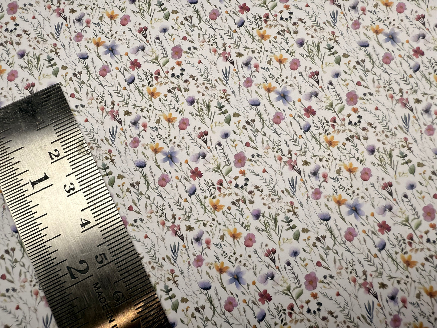 Wallpaper VICTORIAN flower meadow 4 1/48th scale