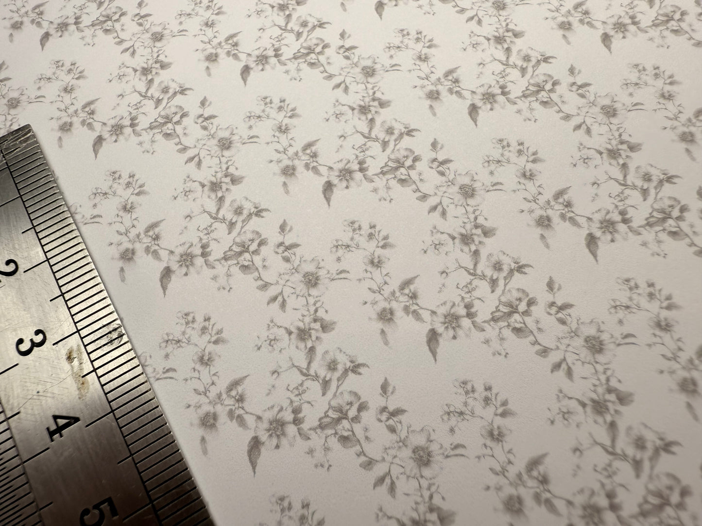 Wallpaper Toile beige 6 1/48th scale