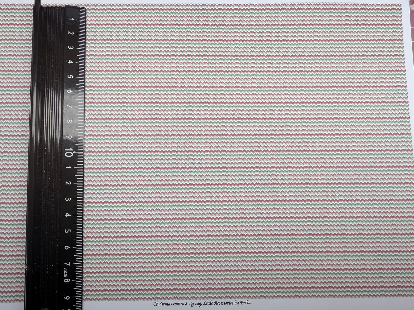 Wallpaper. Christmas zig zag contrast . 1/48th scale