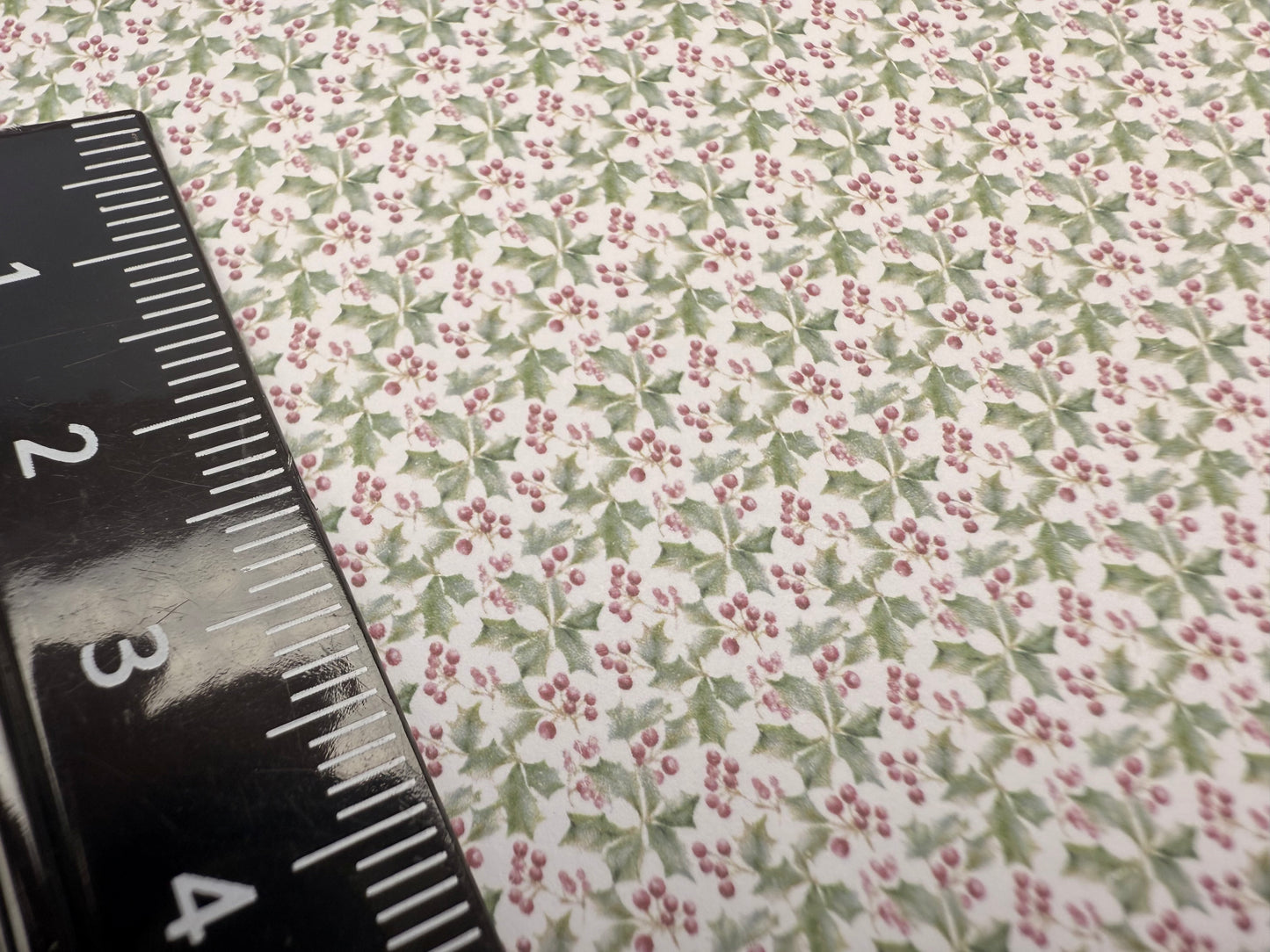 Wallpaper Christmas holly new 1/48th scale