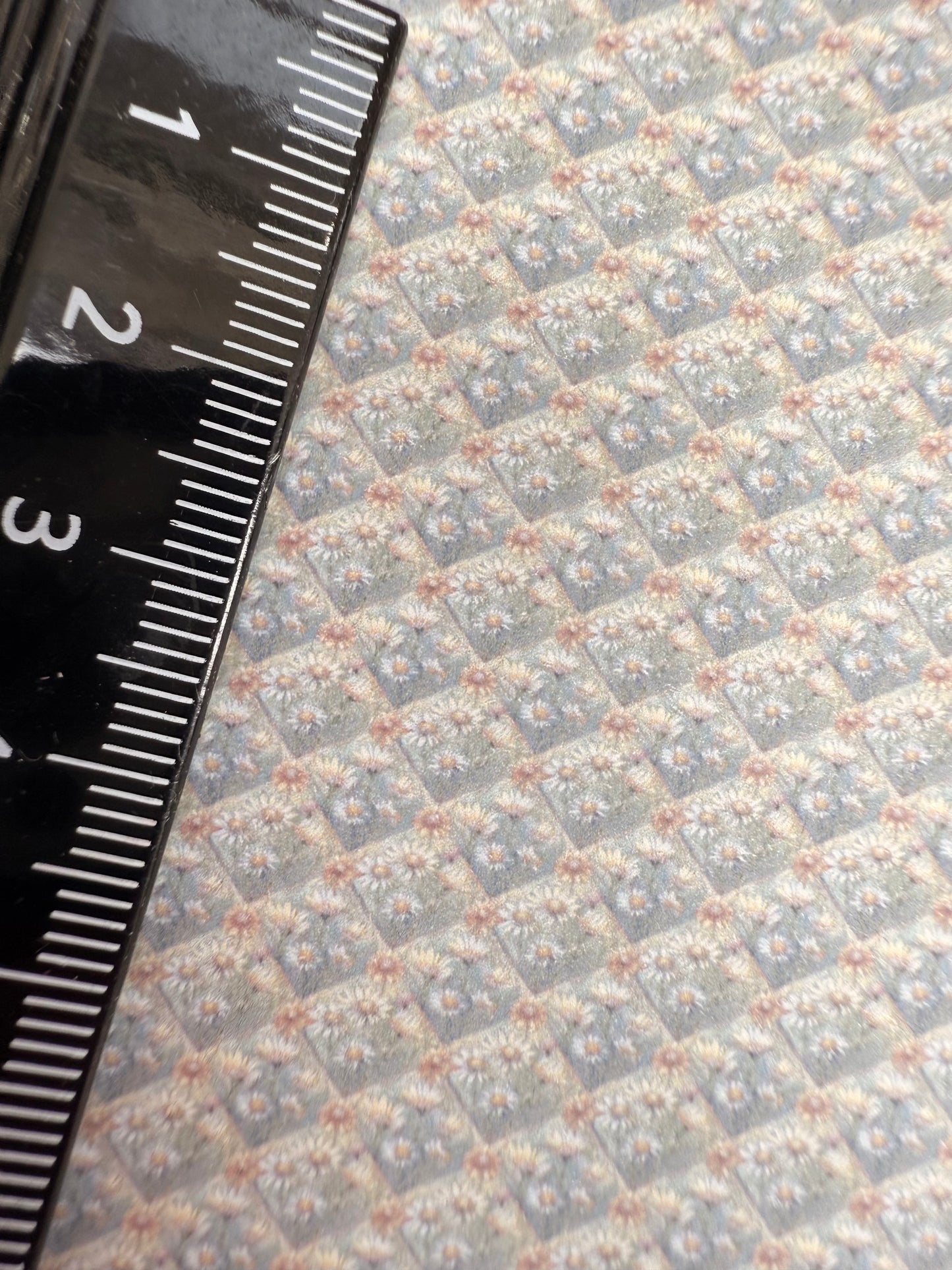 Wallpaper VICTORIAN rustic daisies 4