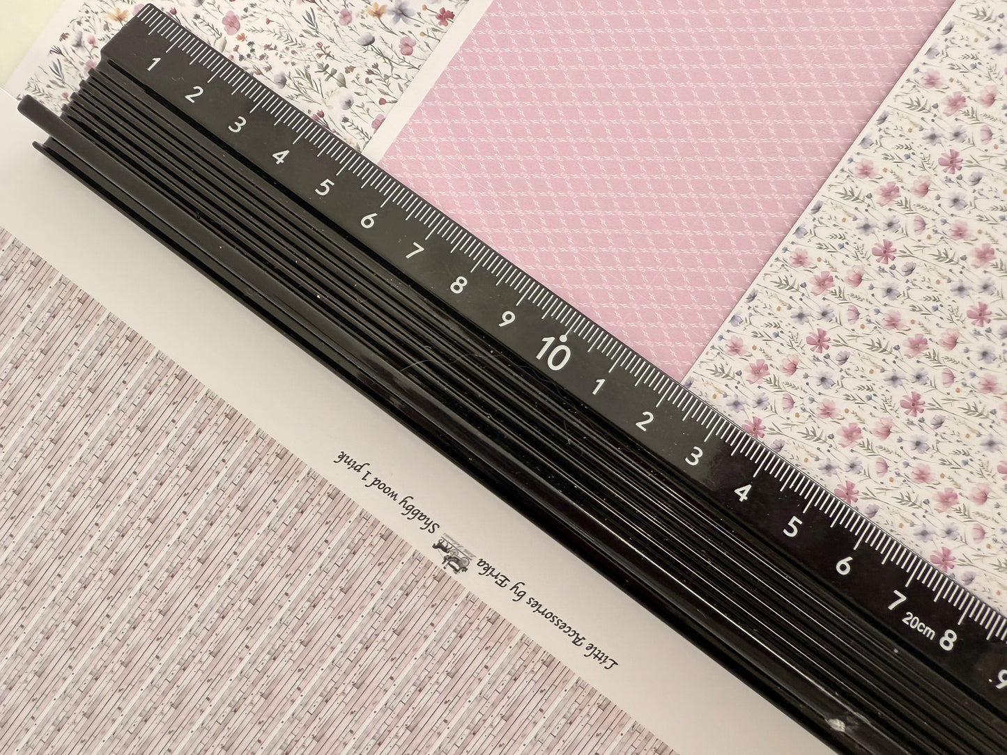 PACK 18 VICTORIAN floral pinks