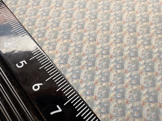 FABRIC  Victorian rustic daisies 4