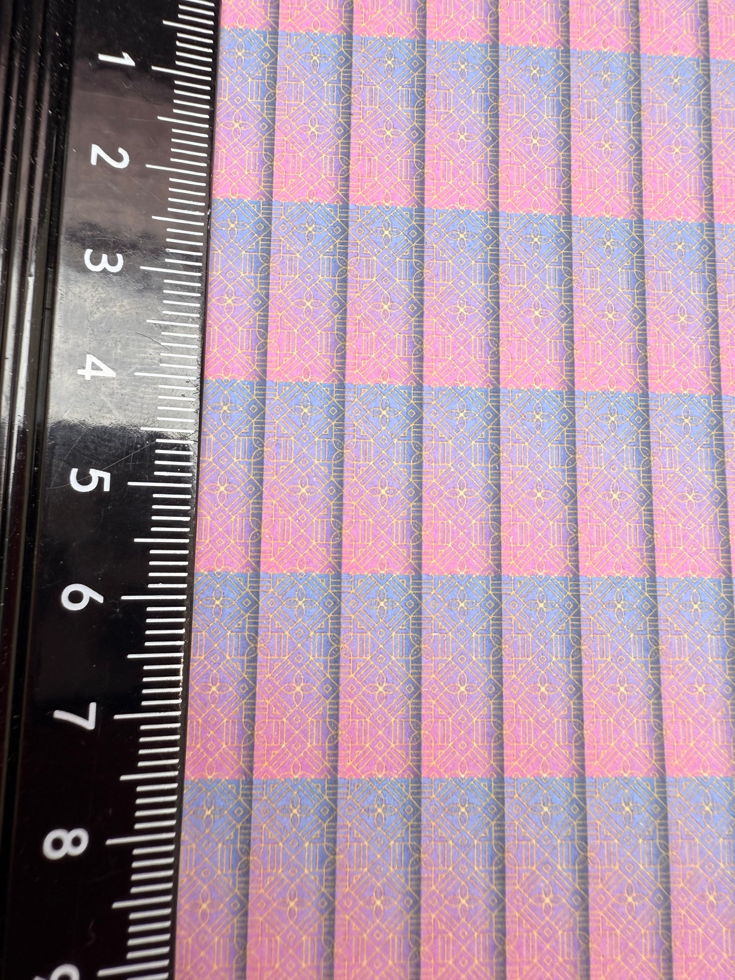 Wallpaper Art Deco purple PINK blend