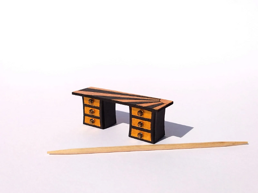 Art Deco DESK & CHAIR 1/48th scale kit