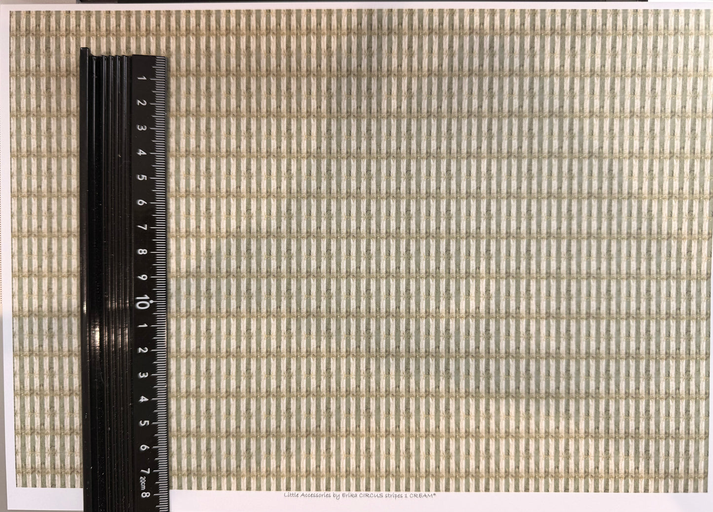 Wallpaper circus stripes 1 cream