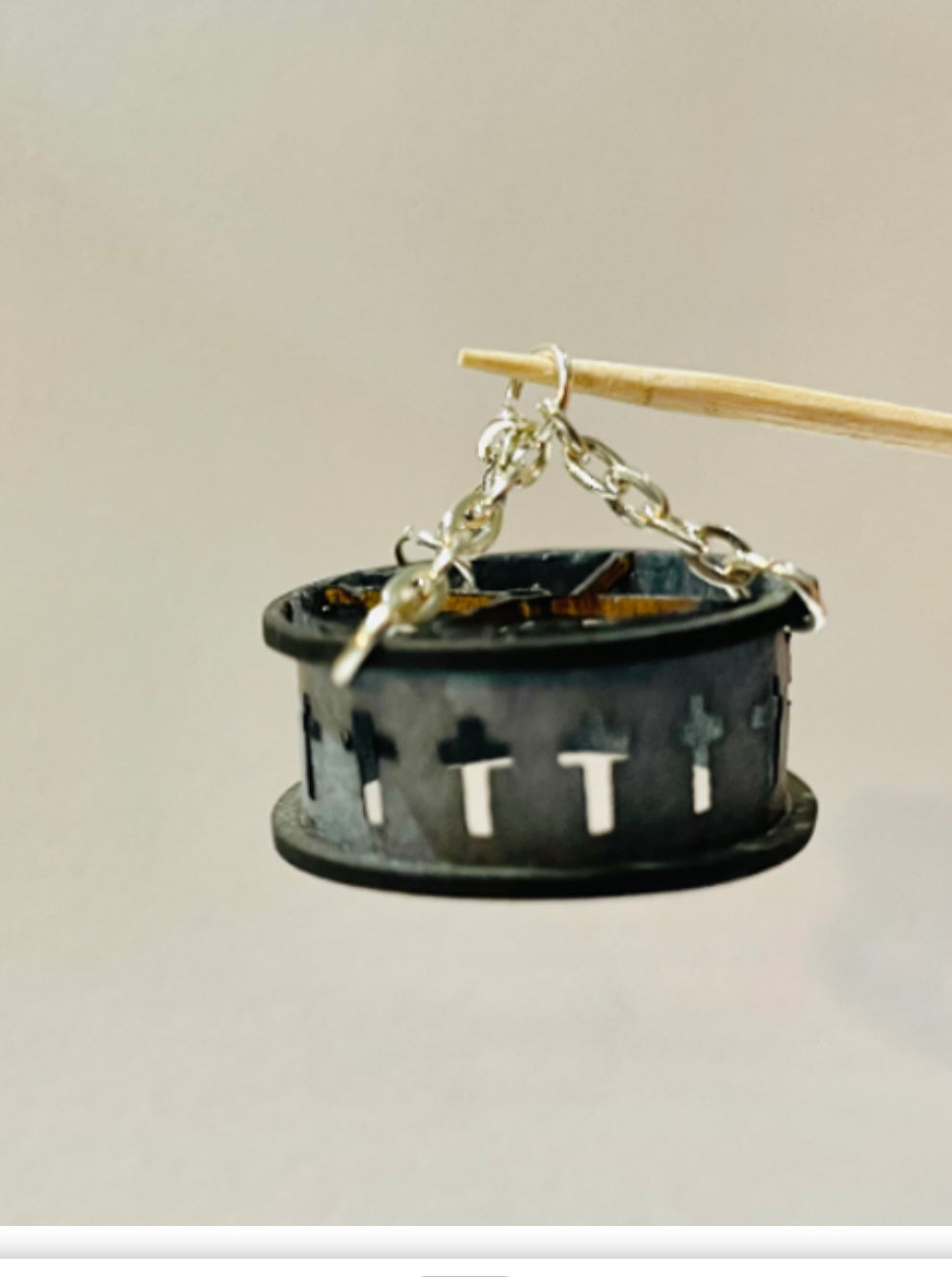 Gothic collection. CROSSES (round)CHANDELIER. 1/48th scale