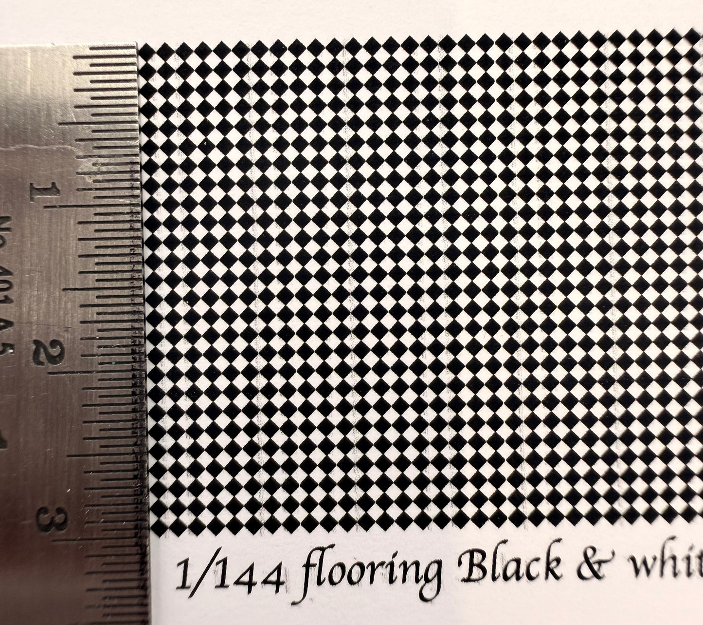1/144 scale wallpaper flooring black & white diamonds