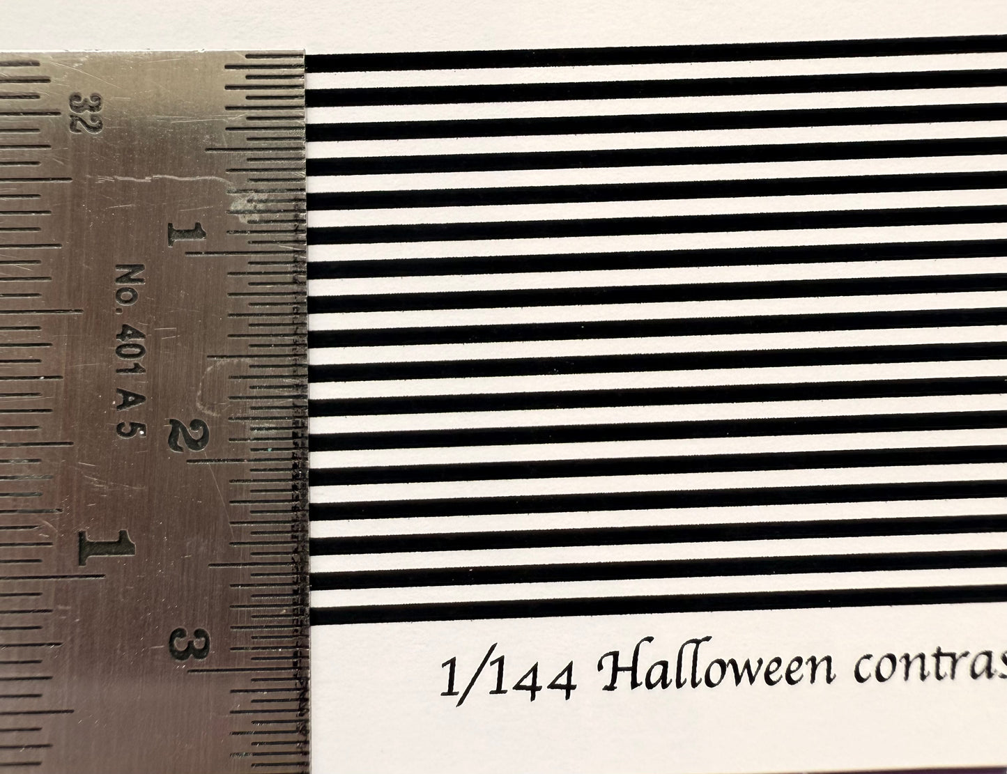 1/ 144 scale wallpaper halloween contrast black & white stripes