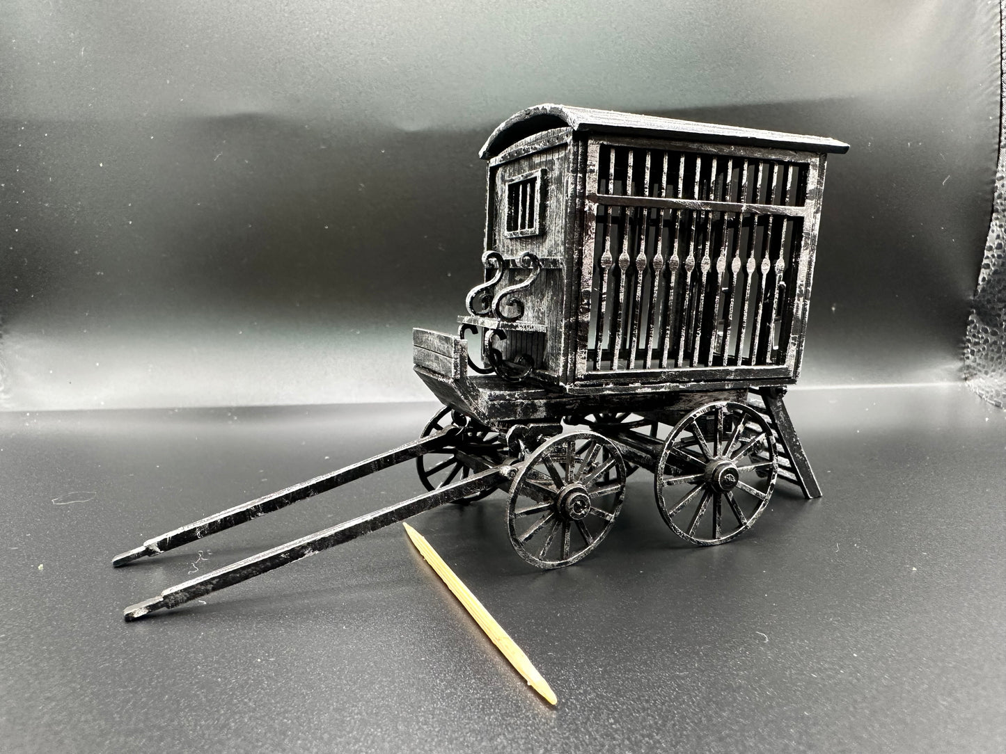 Punishment & persuasion/ Gothic. PRISON WAGON unpainted, 1/48th scale kit