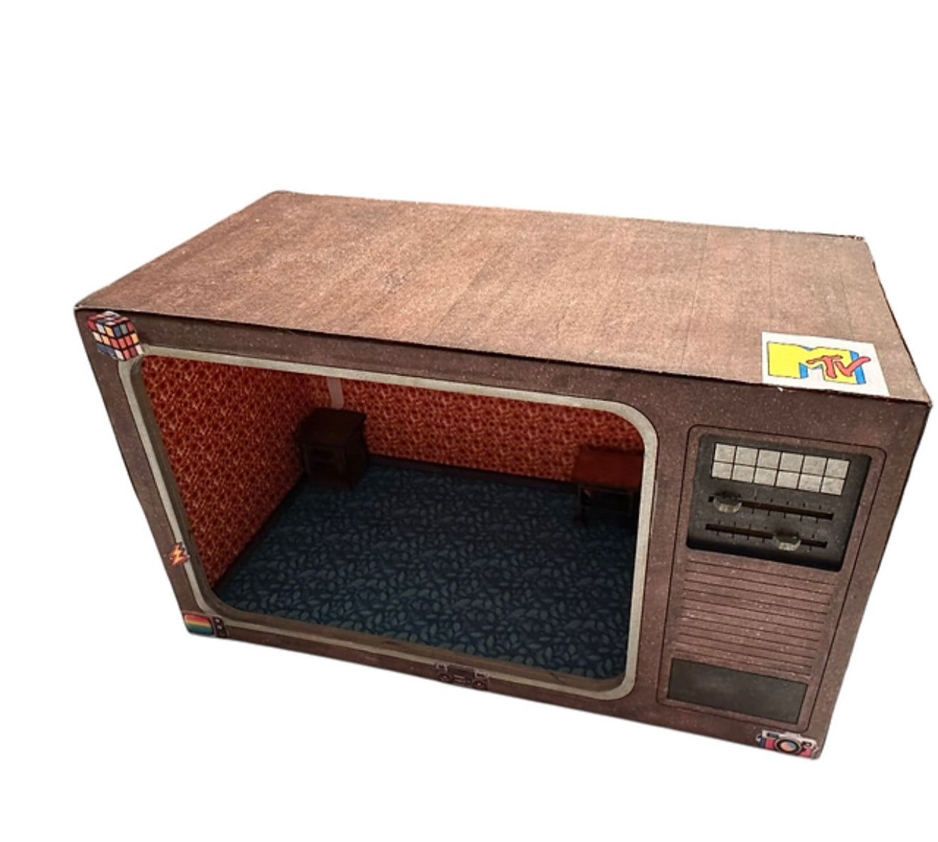 1980s TV box room, 1/48th scale KIT
