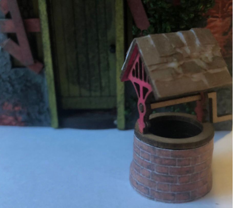 Garden.  wishing well. 1/48th scale KIT