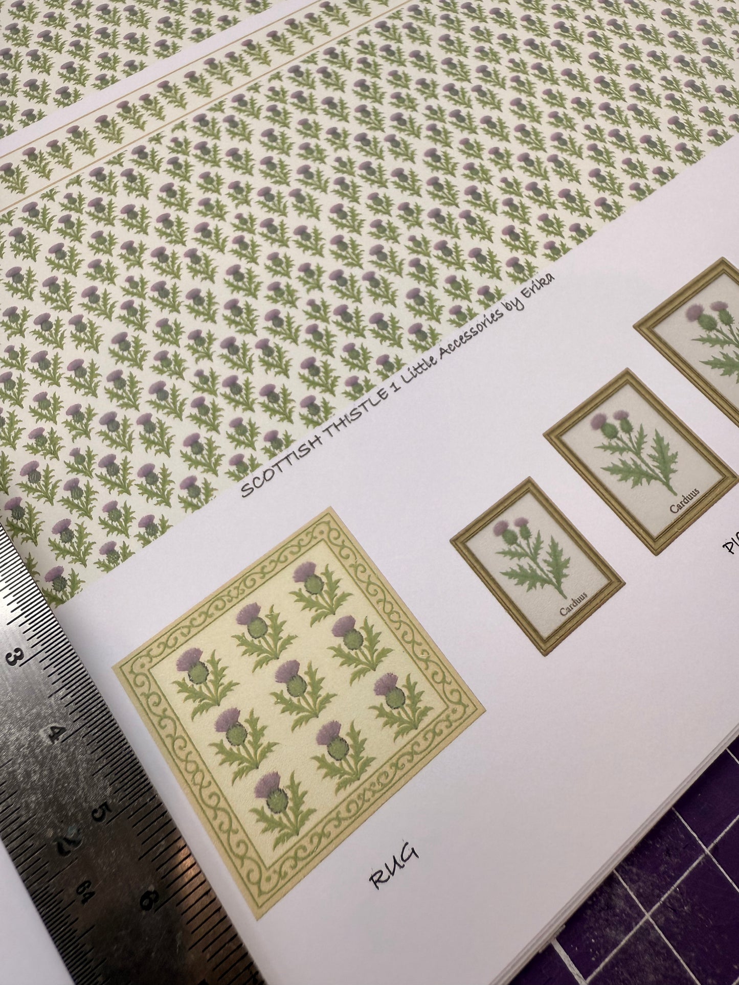 SET WALLPAPER THISTLE 1/48