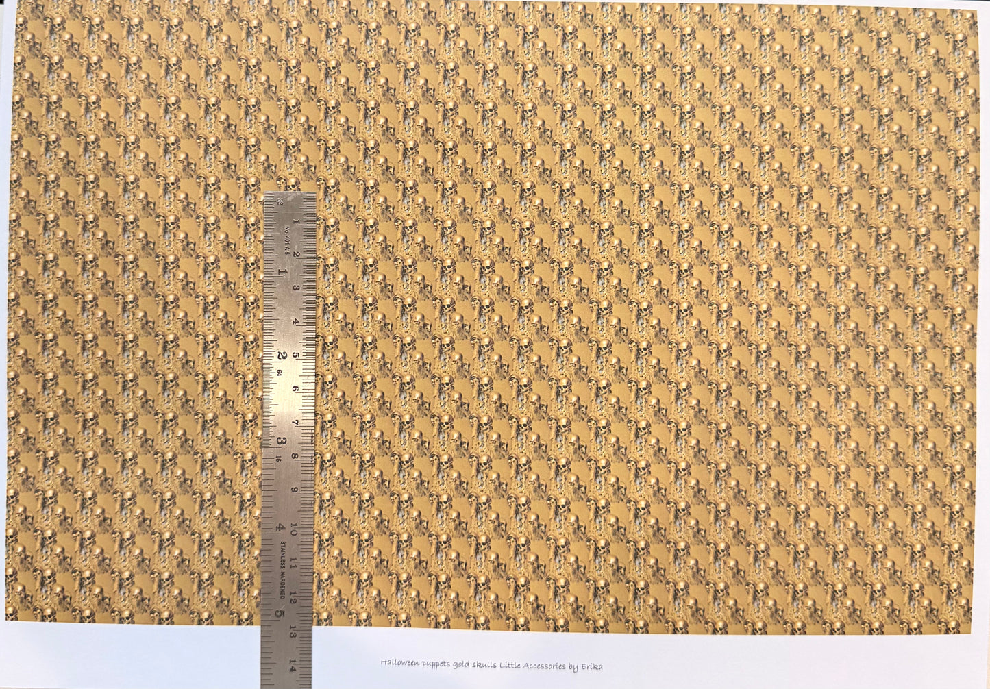 WALLPAPER HALLOWEEN puppets gold skulls