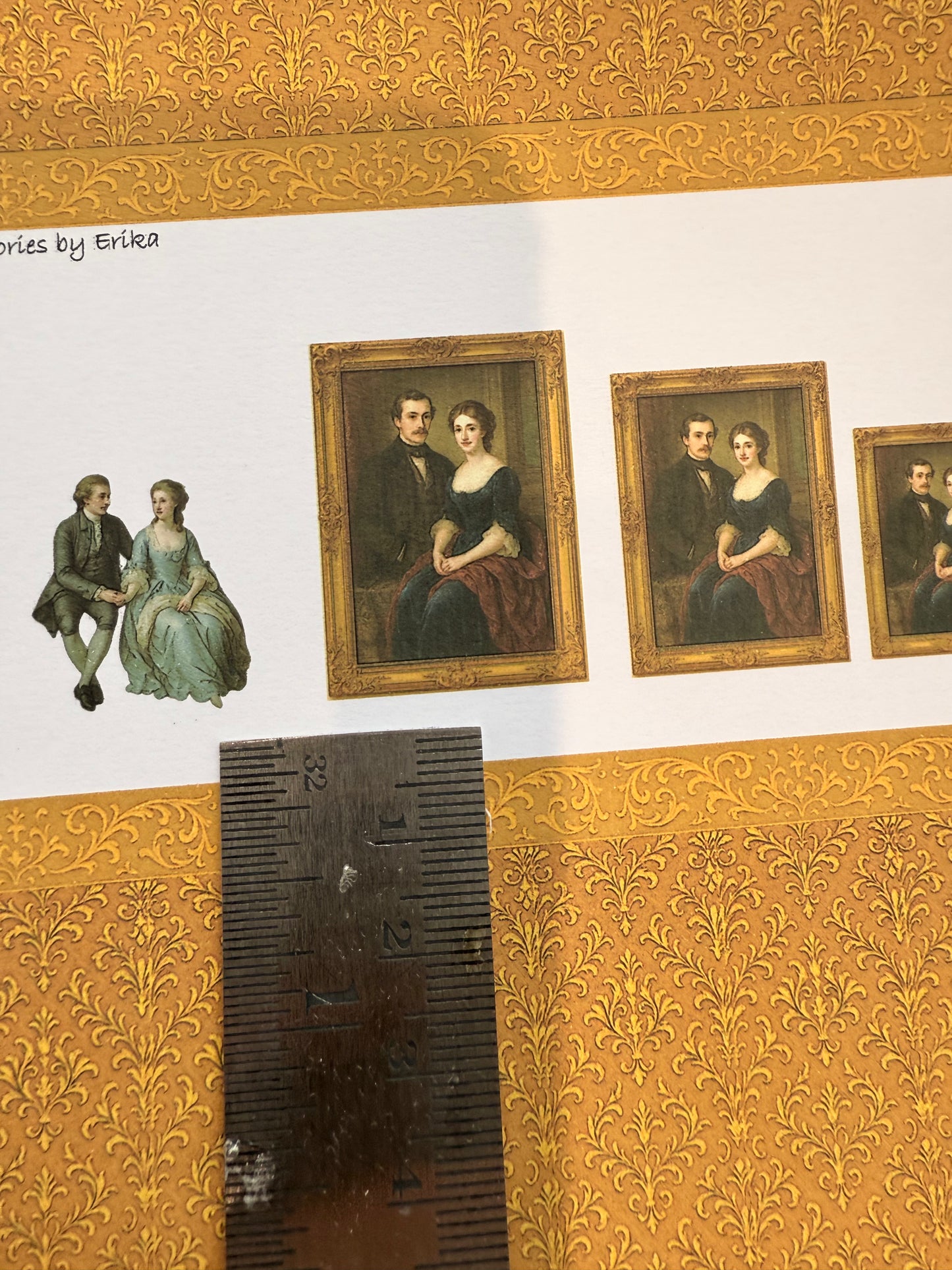 SET WALLPAPER Victorian gold