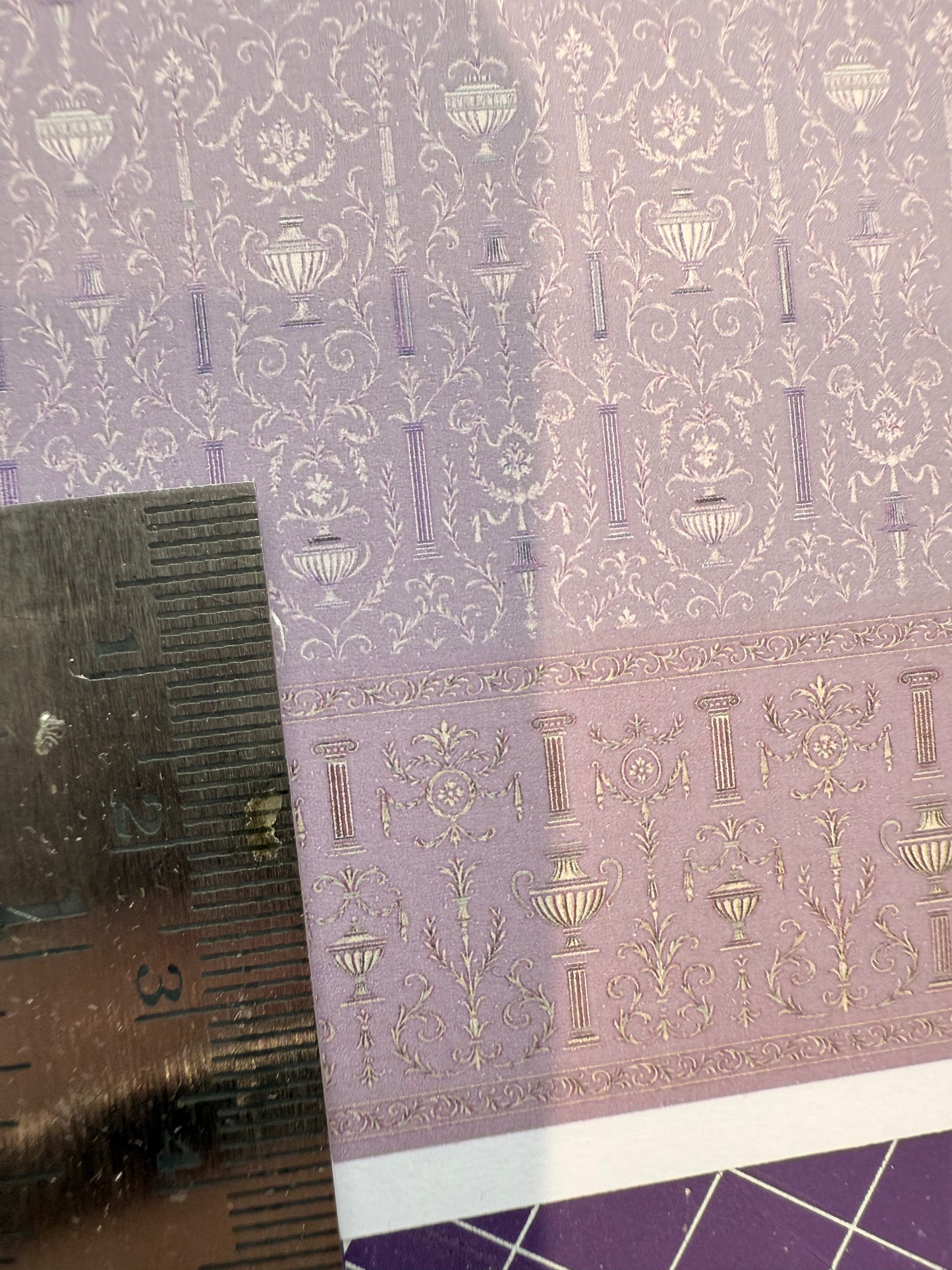 SET WALLPAPER - Georgian clover