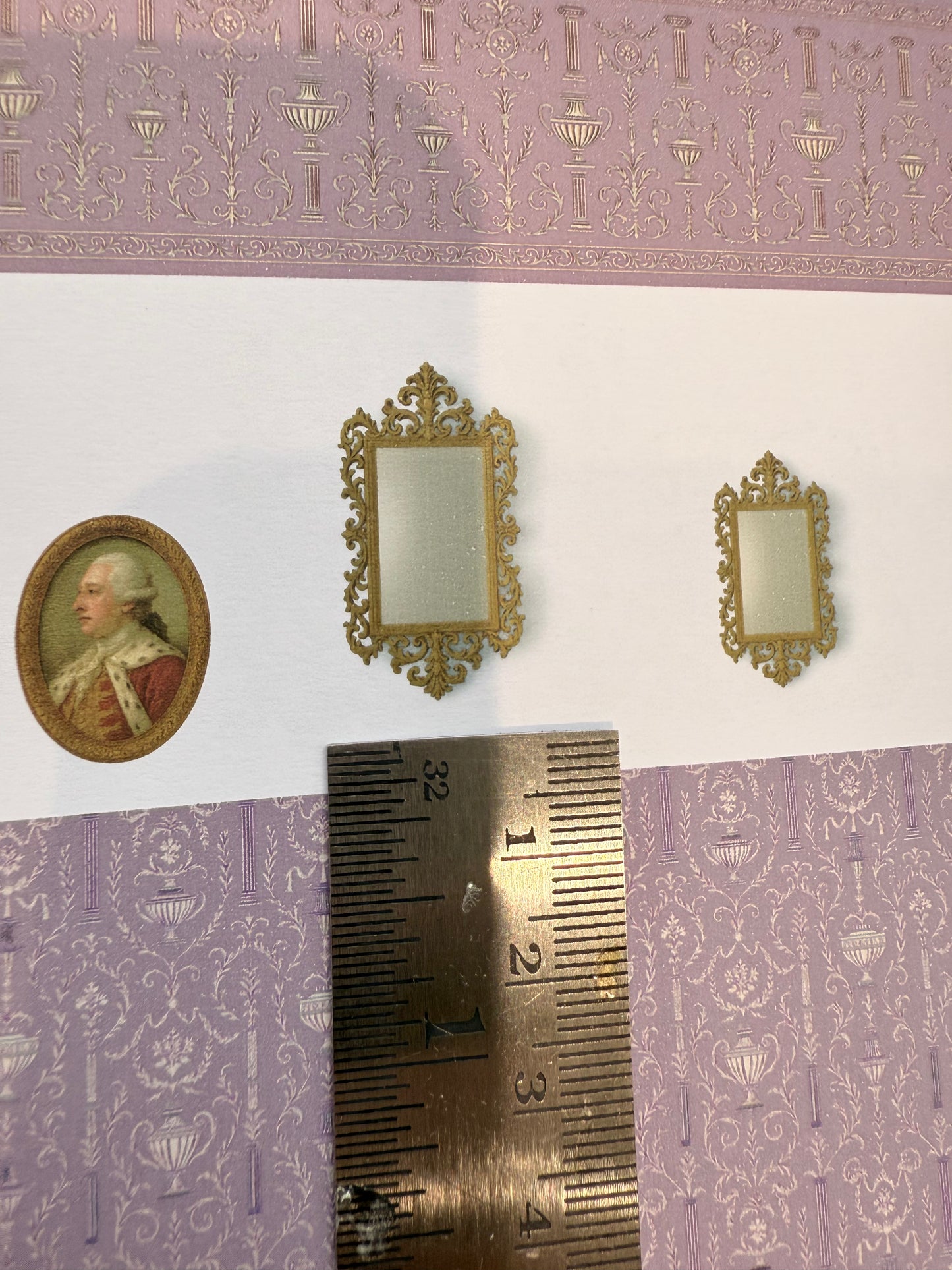 SET WALLPAPER - Georgian clover