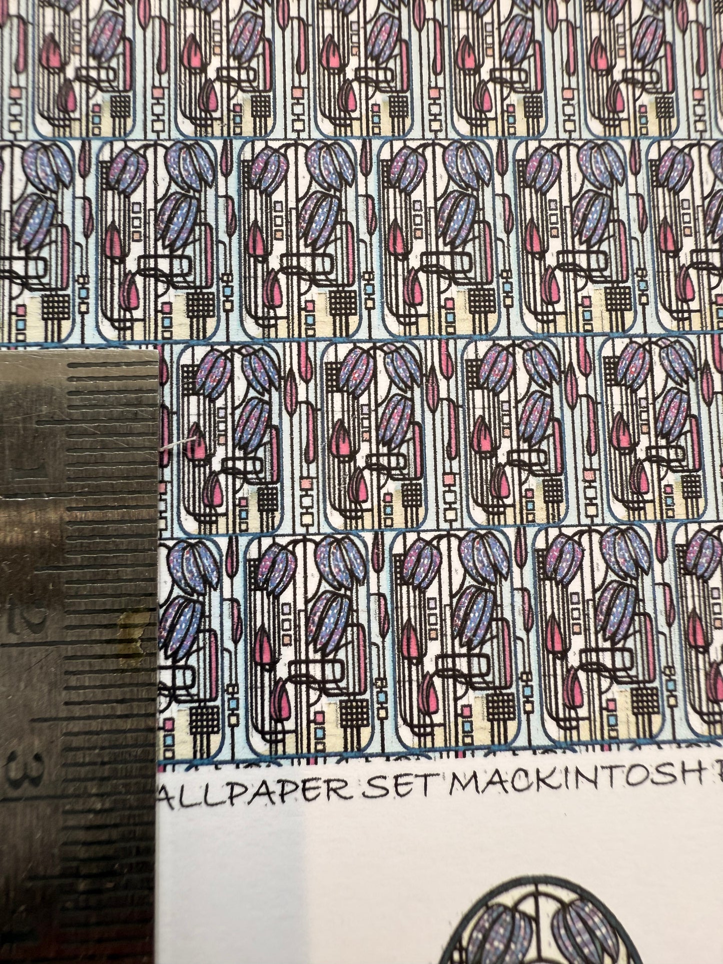 SET WALLPAPER Mackintosh purple tulips