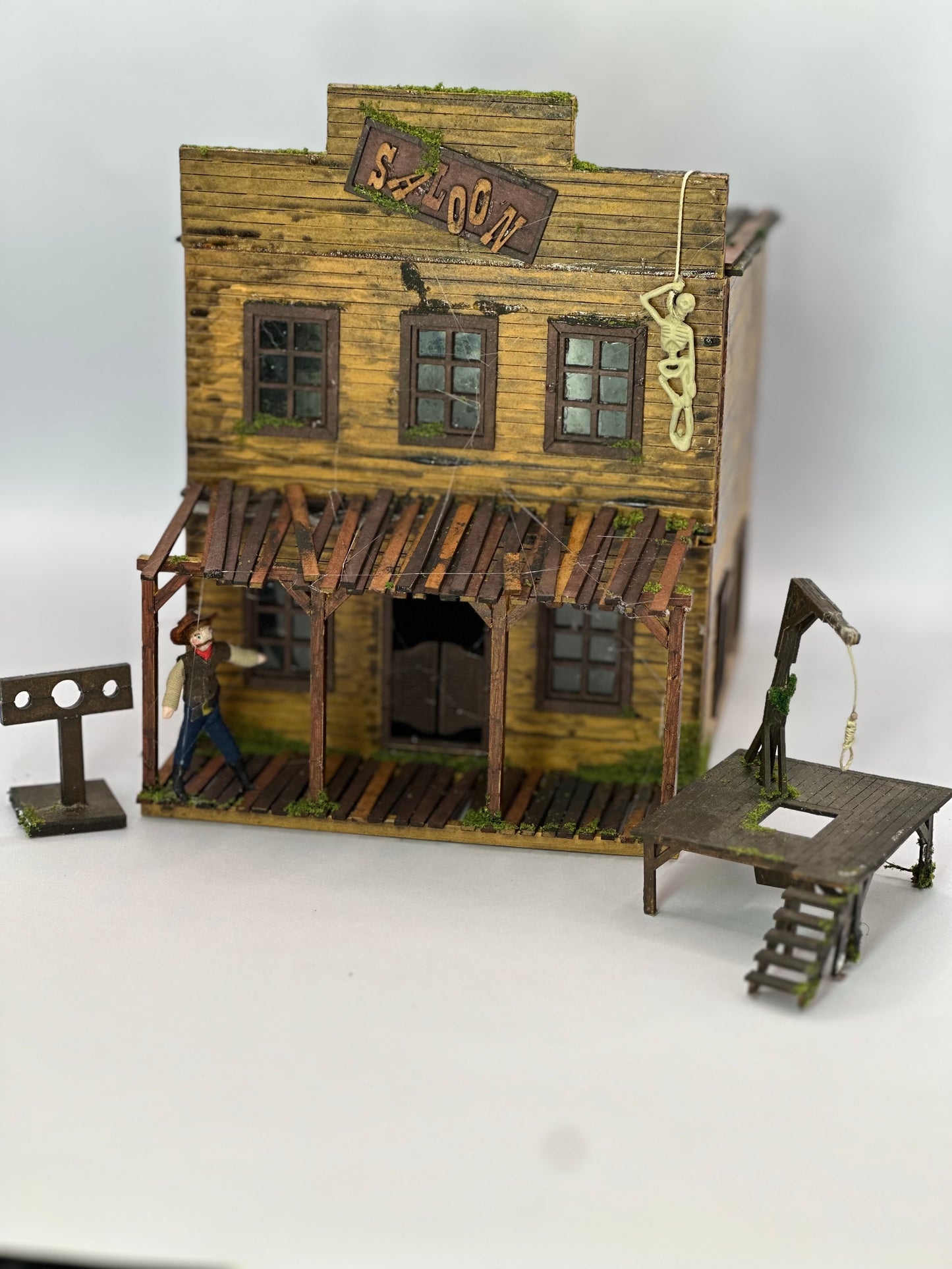 Wild West Collection. Saloon. 1/48th scale KIT