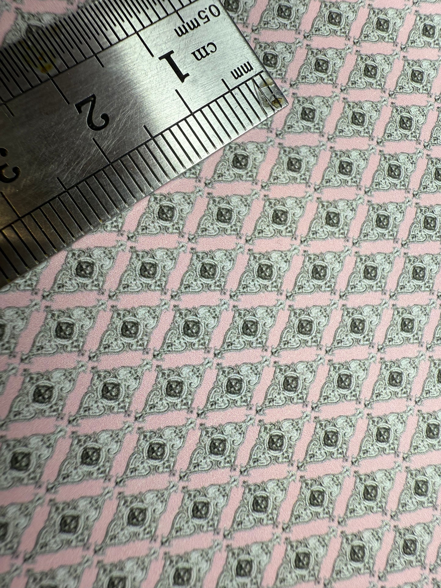 Wallpaper. FRENCH. Pink ironwork. 1/48th scale