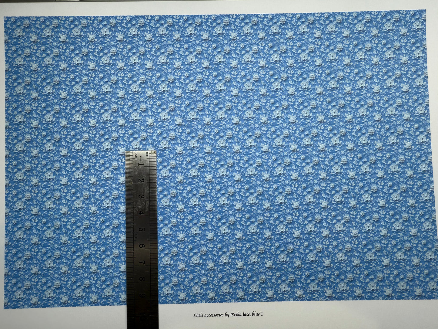 wallpaper FRENCH blue lace 4