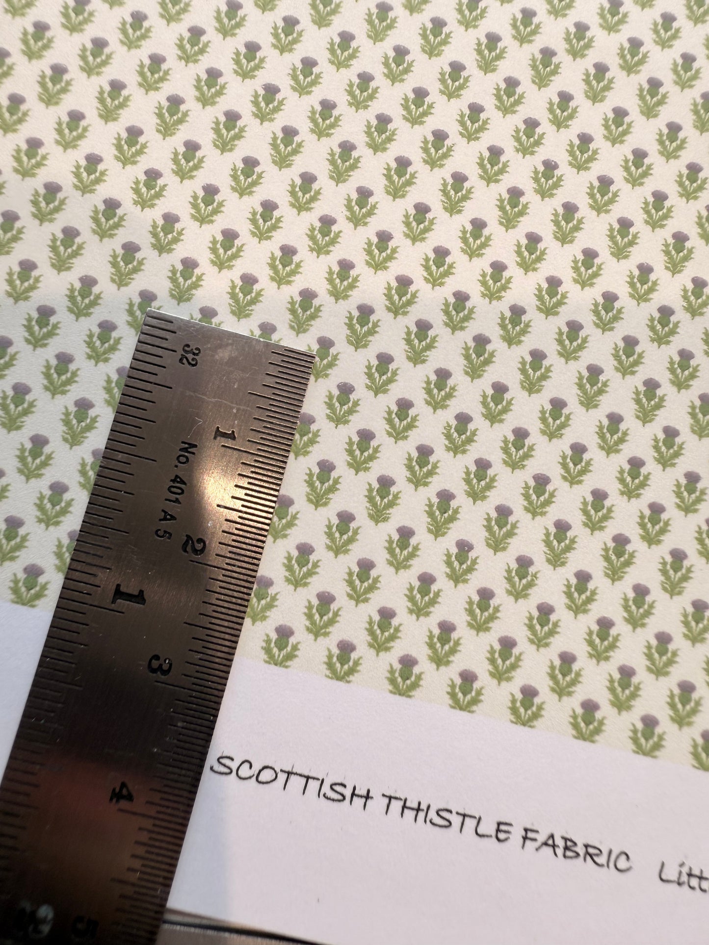 Wallpaper Floral scottish thistle .