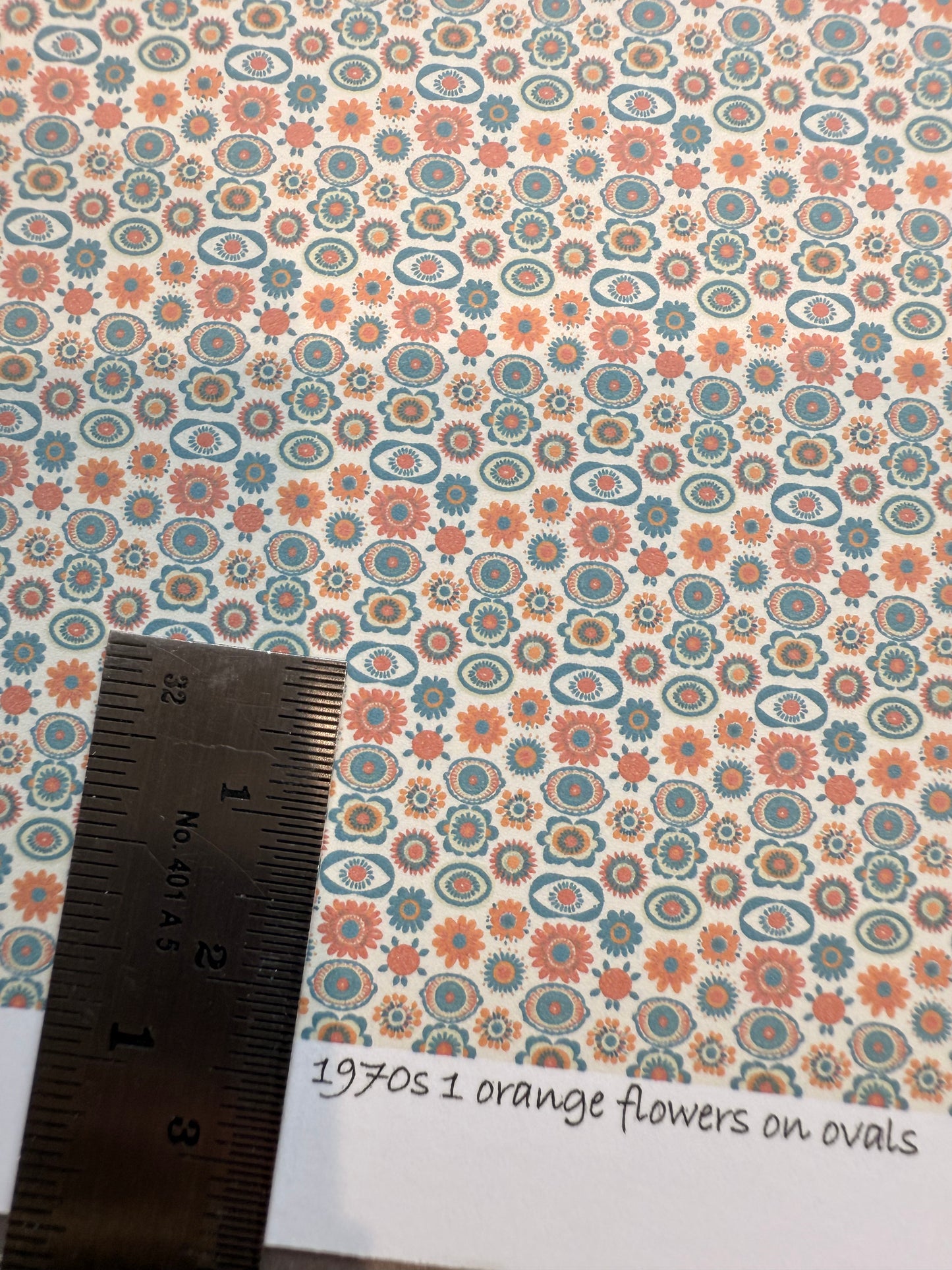 1970s 1 orange flowers on ovals 1/48