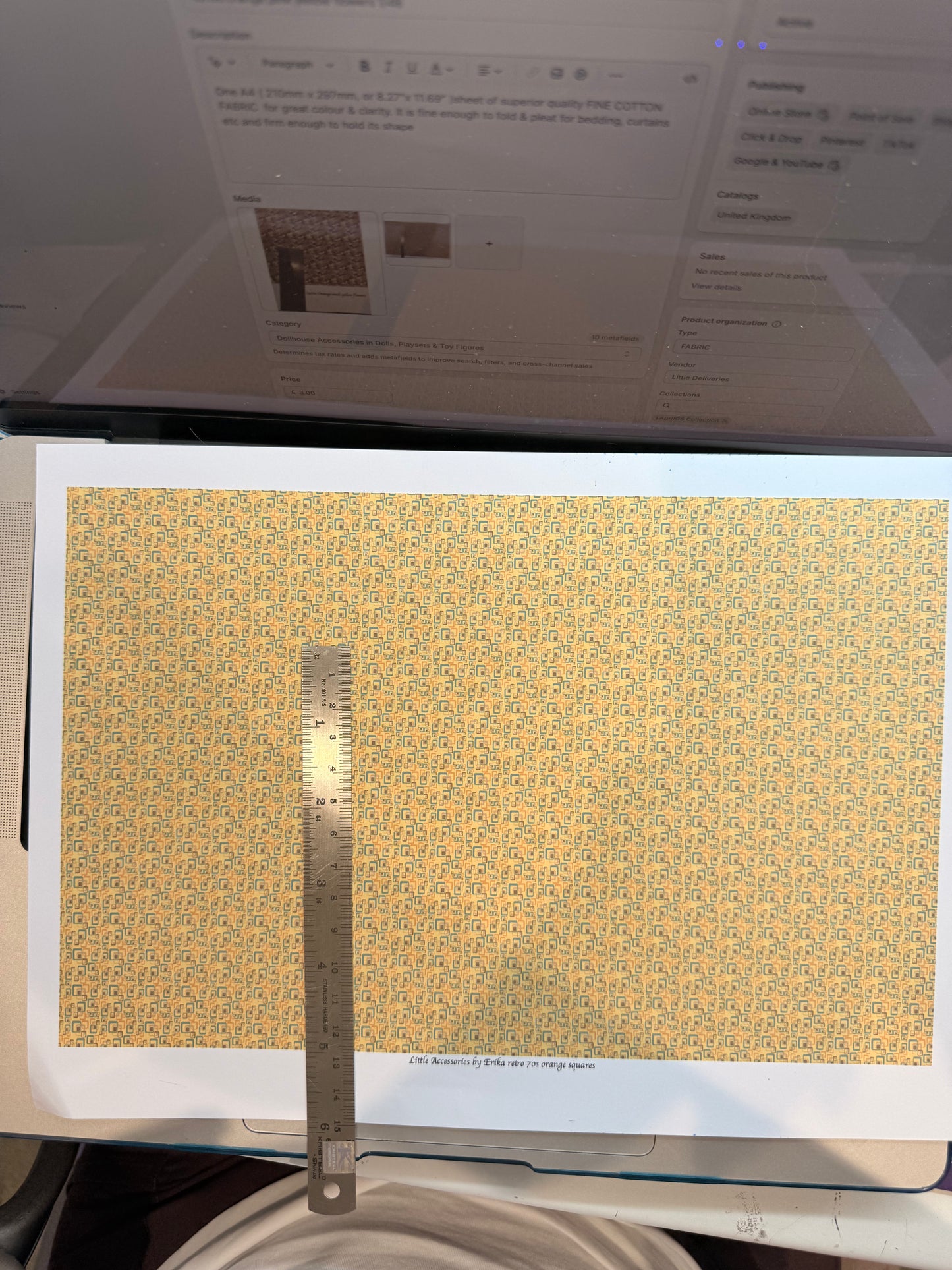 Fabric 1970s Orange Circles  1/48