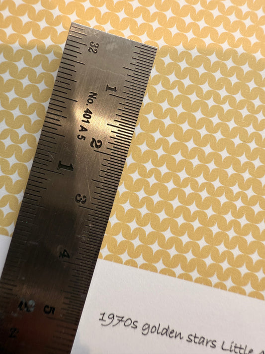 Fabric 1970s Golden stars 1/48