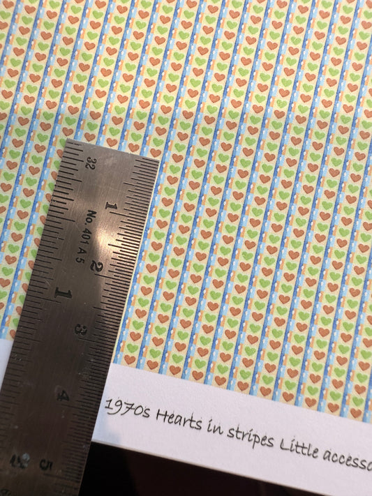 Fabric 1970s hearts in stripes 1/48
