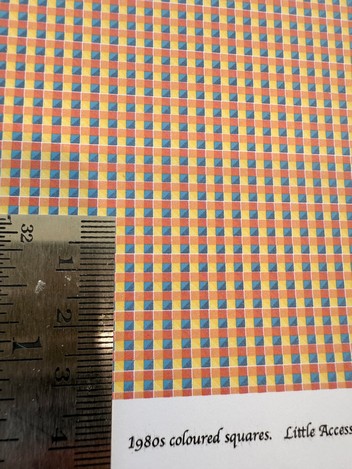 FABRIC 1980S COLOURED SQUARES  1/48