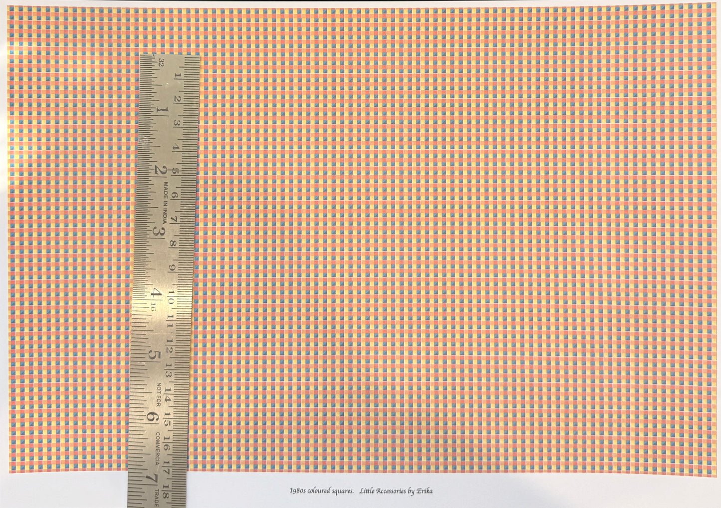 WALLPAPER 1980S COLOURED SQUARES 1/48