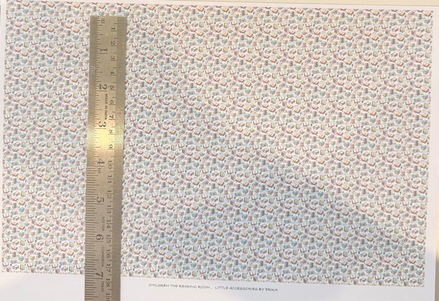 WALLPAPER CHILDREN. THE READING ROOM  1/48