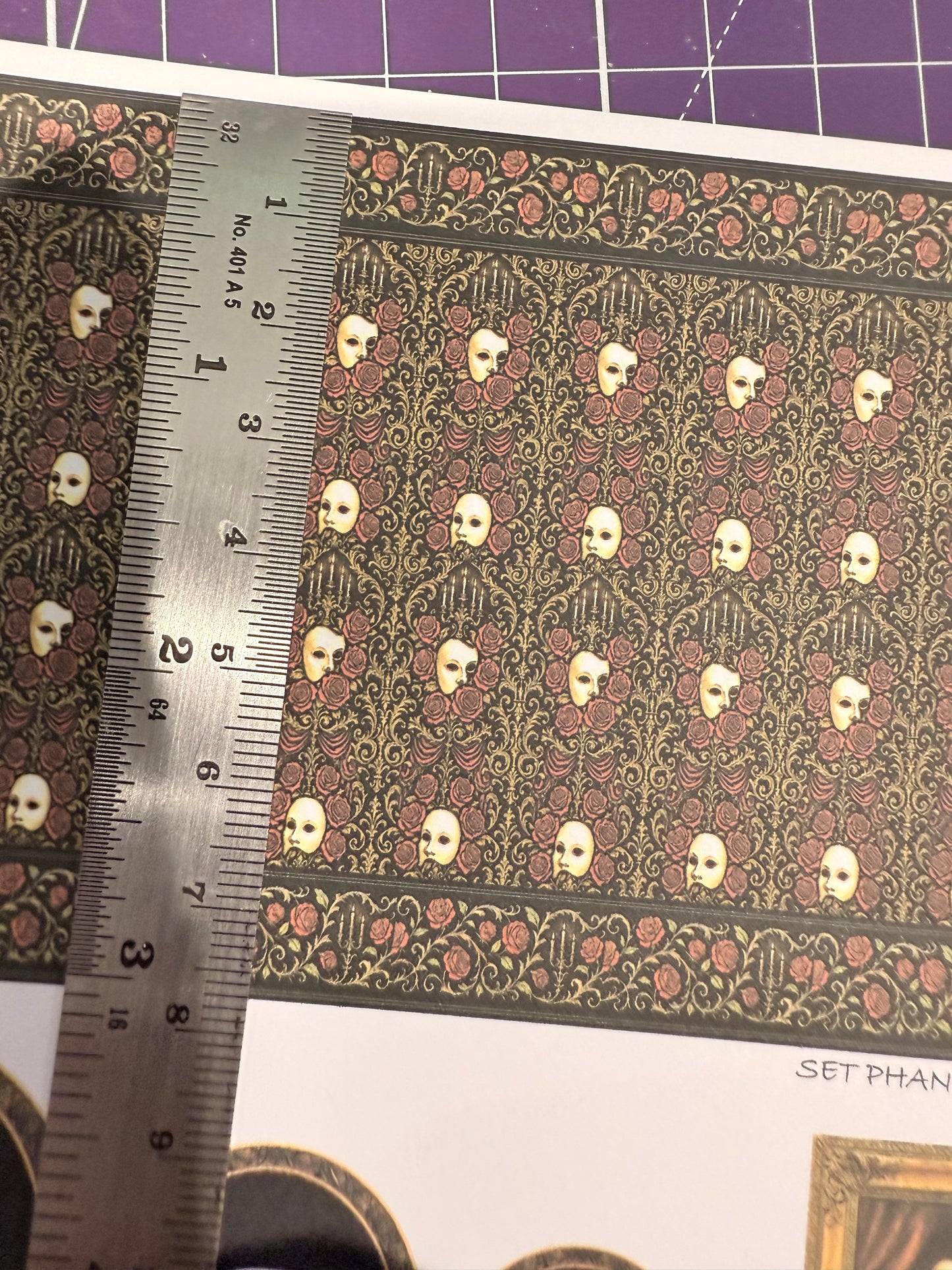 SET OF MATCHING PHANTOM OF THE OPERA WALLPAPER 1/48