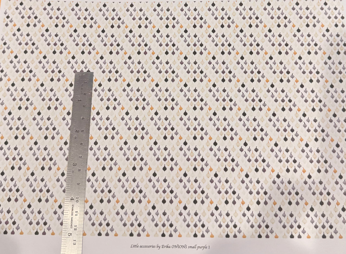 WALLPAPER Kitchen ONIONS small purple 1.   1/48