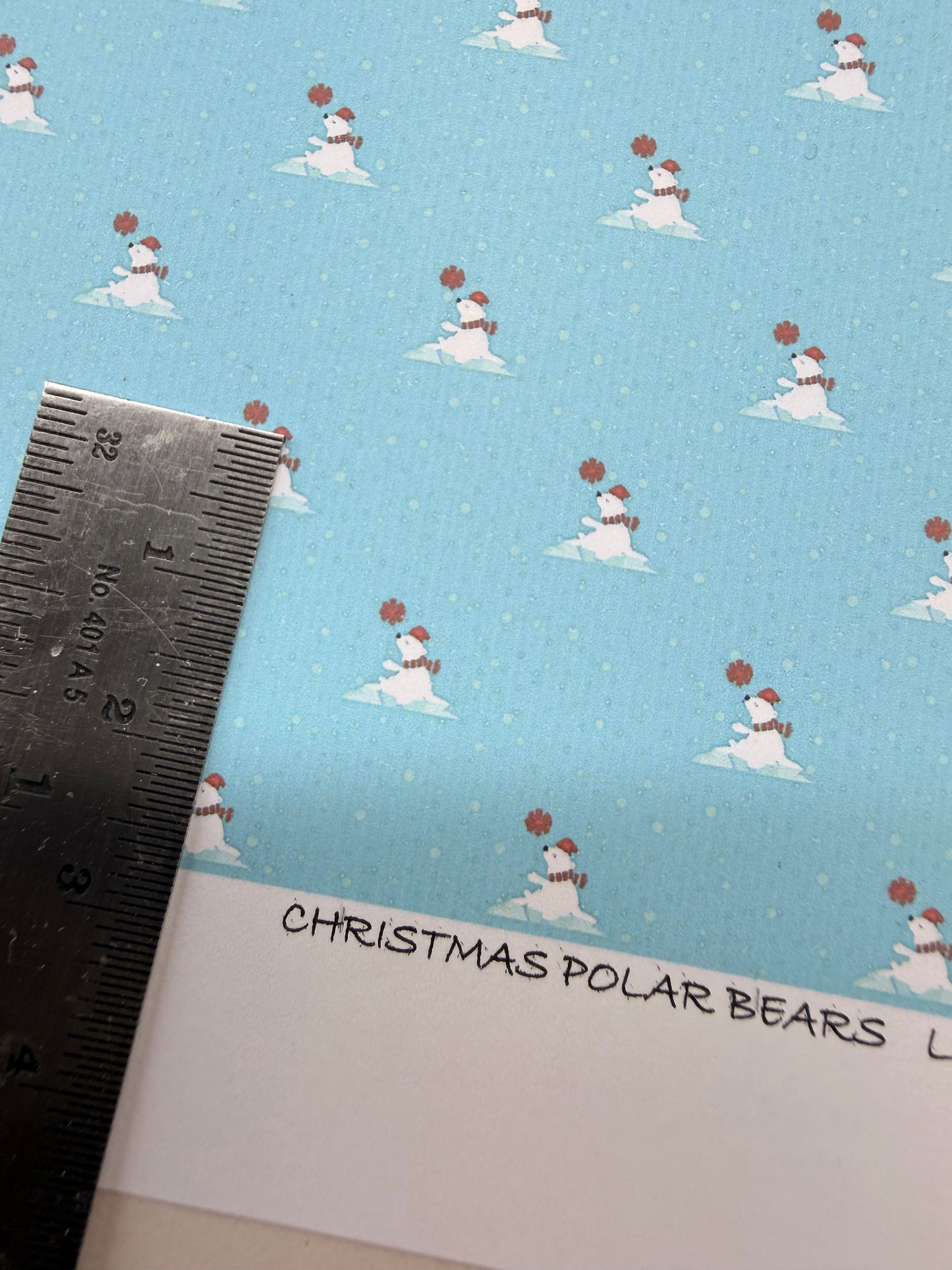 FABRIC CHRISTMAS POLAR BEARS 1/48