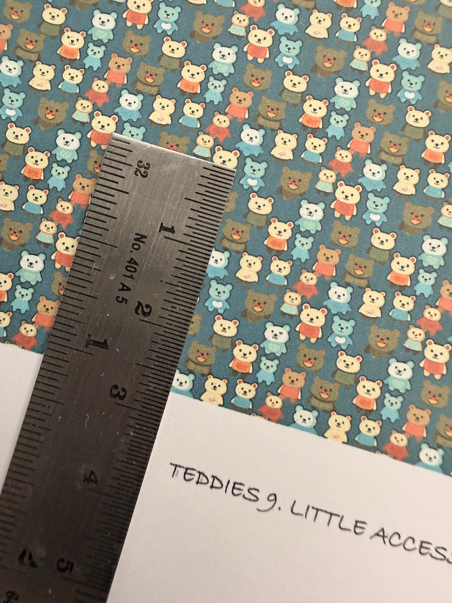 FABRIC TEDDIES 9    1/48