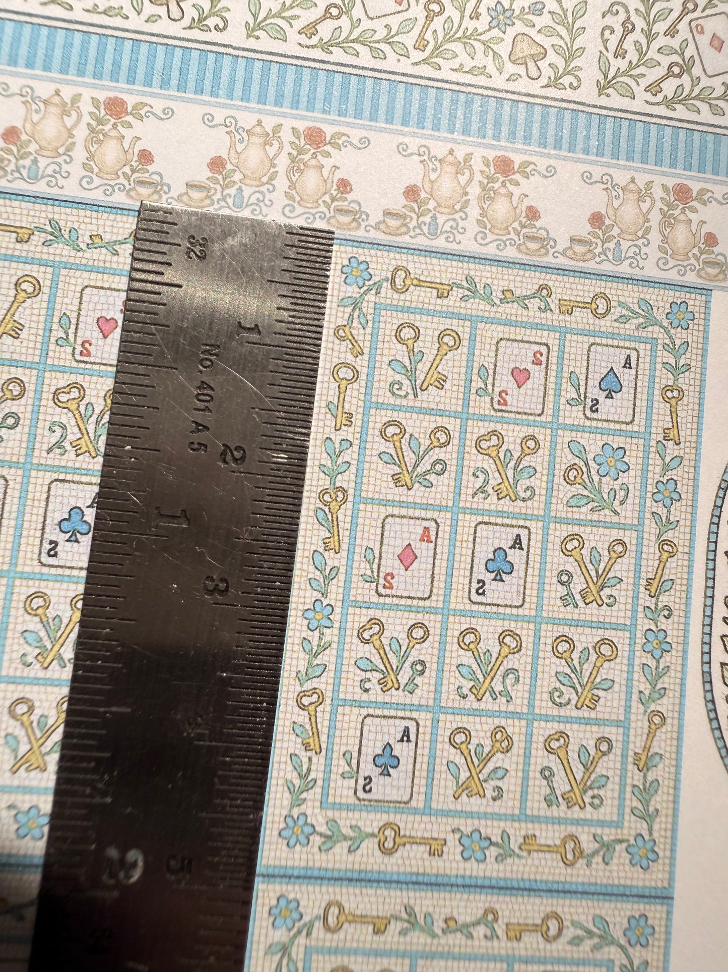 Set aliceon & rabbit. 1/48