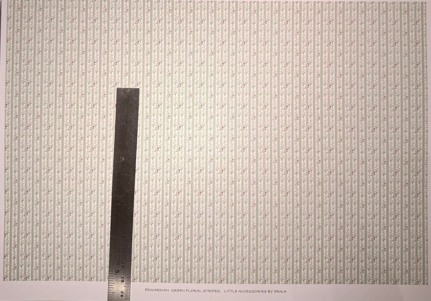 WALLPAPER EDWARDIAN GREEN FLORAL STRIPE