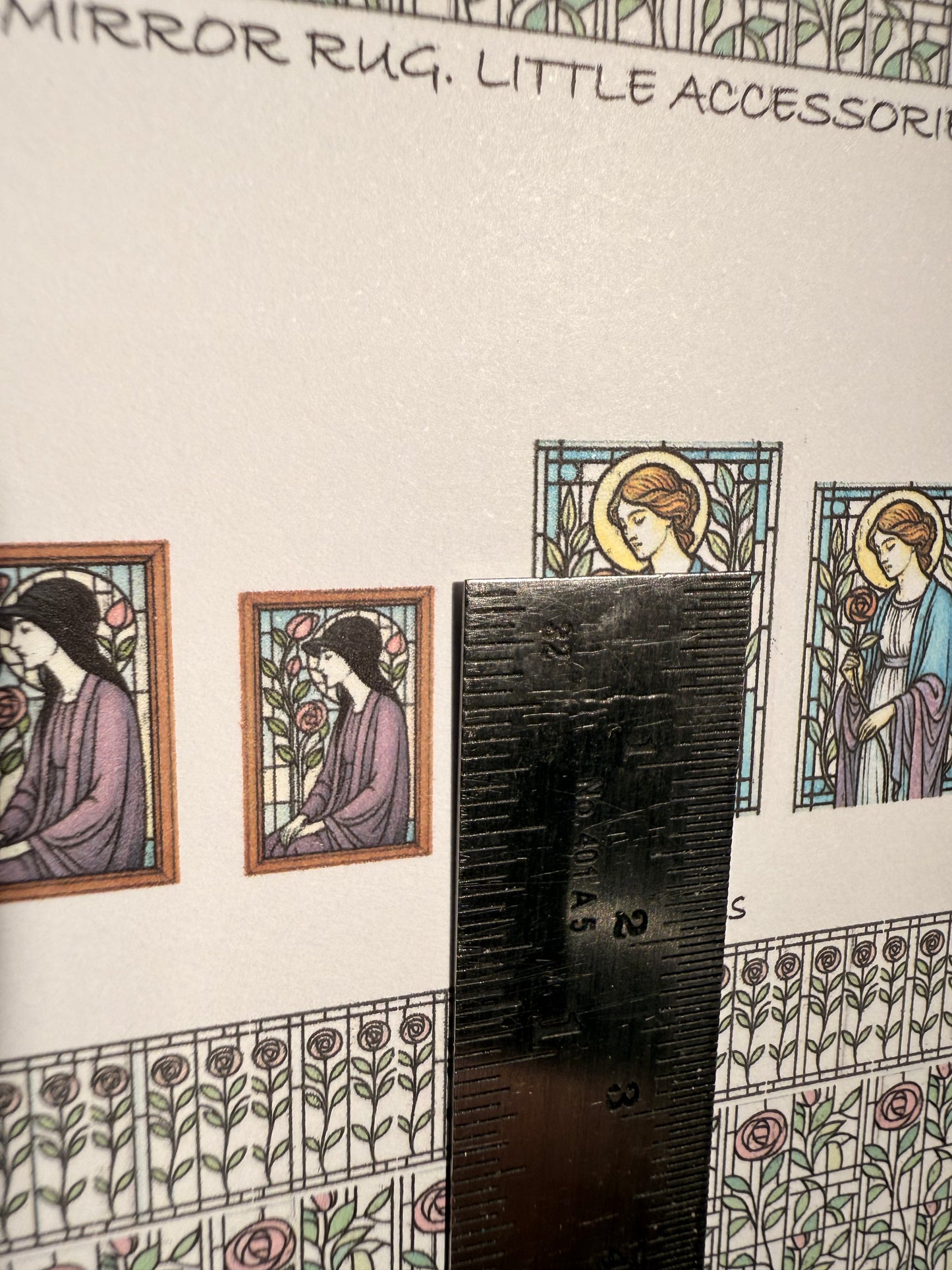 WALLPAPER SET MACKINTOSH PINK ROSESWITH FIREPLACE